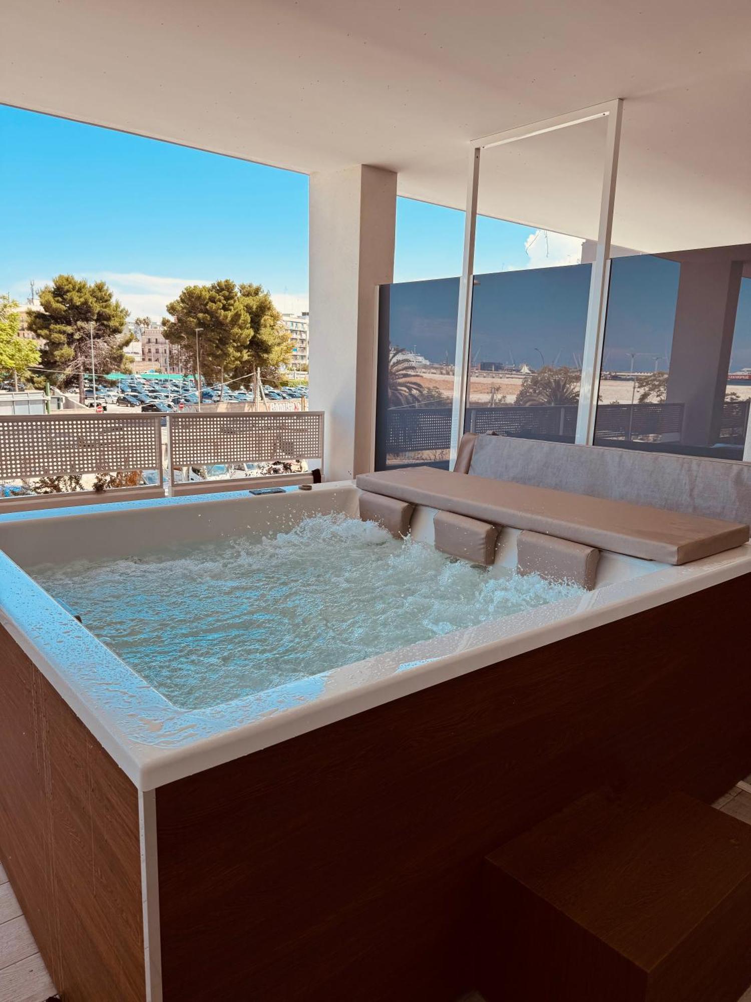 Marisabella Suite Spa 4 Bari Eksteriør bilde